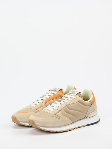 Sneaker Track & Field