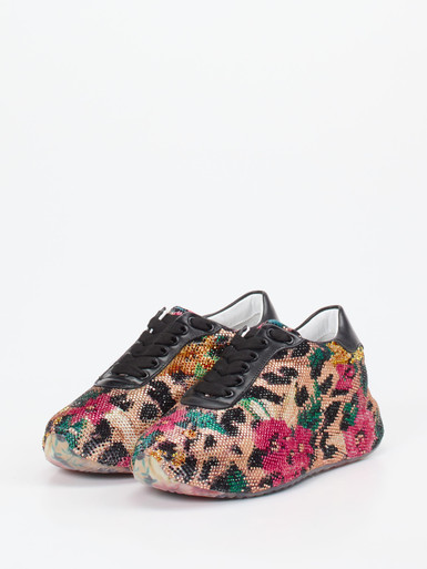Sneaker