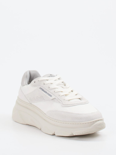Copenhagen – Chunky Sneaker aus Veloursleder Offwhite