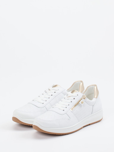 Schnürschuh