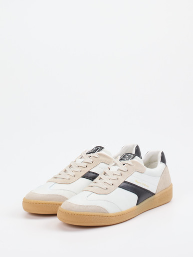 Sneaker Court M