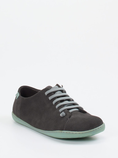 Camper – Low-Top-Sneaker aus Veloursleder Anthrazit