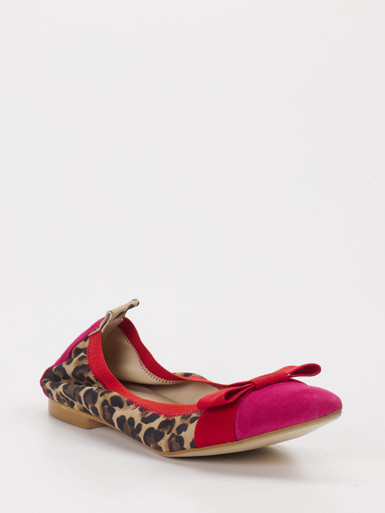 Andrea Puccini – Ballerinas aus Veloursleder mit Leo-Muster