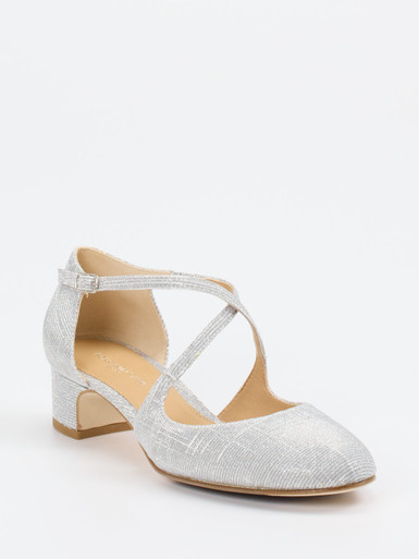 Konstantin Starke – Riemchenpumps aus Metallicleder silber