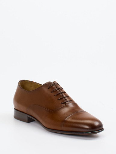 Schnürschuh