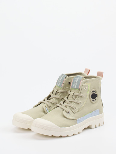 Sneaker high