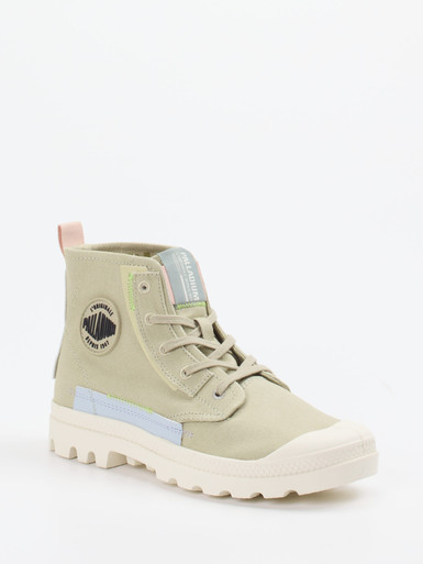 Sneaker high