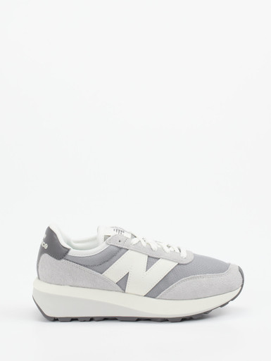 New Balance – Retro-Sneaker aus Textil in Grau