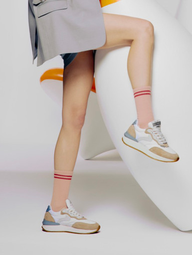 Sneaker