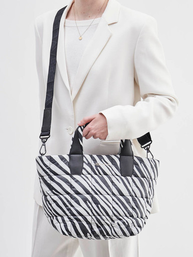 VeeCollective Berlin – Umhängetasche