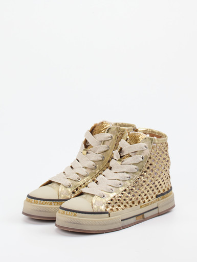 Sneaker High