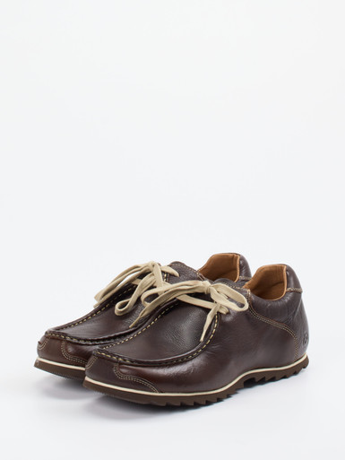 Schnürschuh