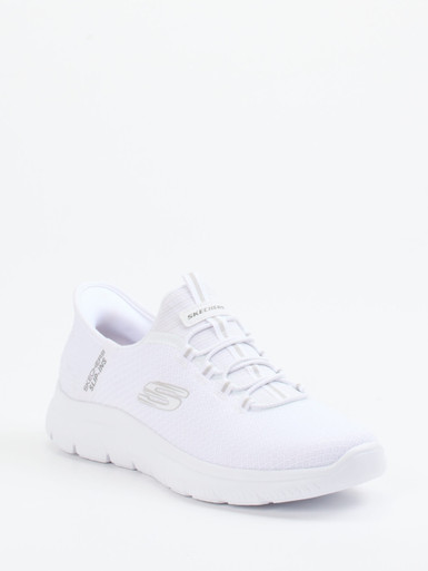 Skechers – Slip-On Sneaker aus Mesh-Textil weiß