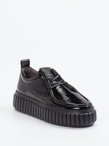 Schnürschuh