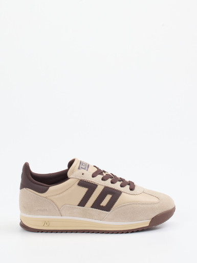 Back 70 – Sneaker aus Veloursleder beige-braun