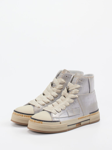 Sneaker High
