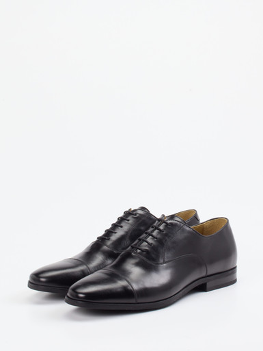Schnürschuh