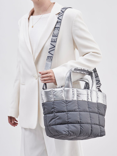 VeeCollective Berlin – Tote Bag aus Nylon silbergrau