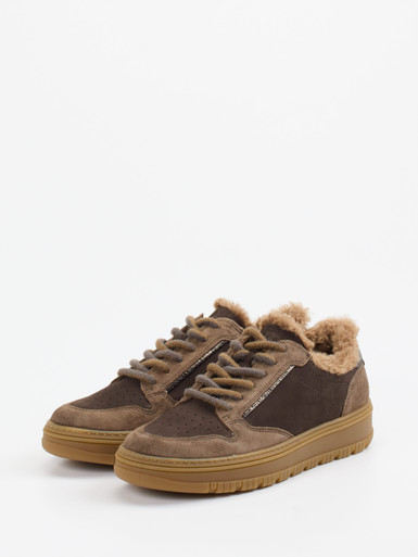 Sneaker