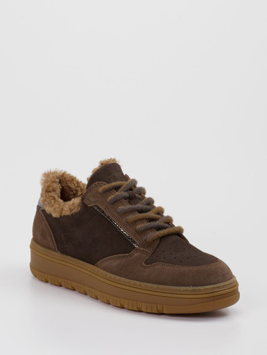 Sneaker