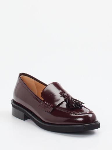 Konstantin Starke – Tassel Loafer aus Hochglanzleder bordeaux