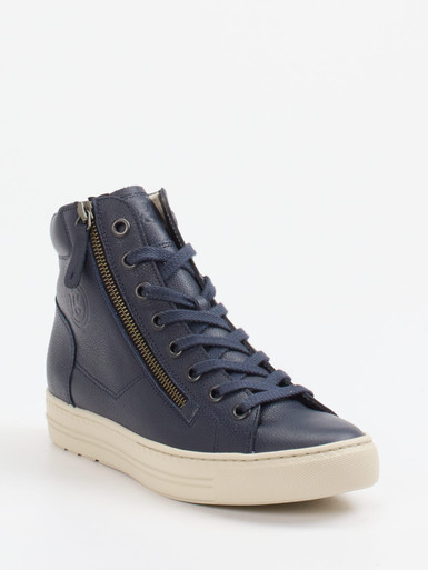 Sneaker High