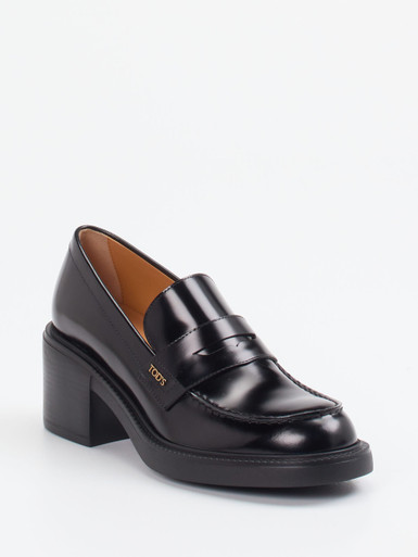 Tod’s – Loafer aus Hochglanzleder Schwarz