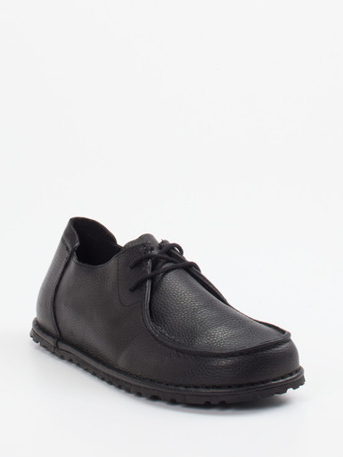 Birkenstock – Schnürschuh aus genarbtem Leder schwarz