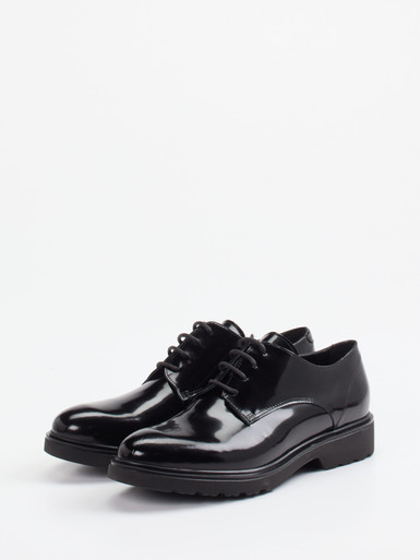 Schnürschuh