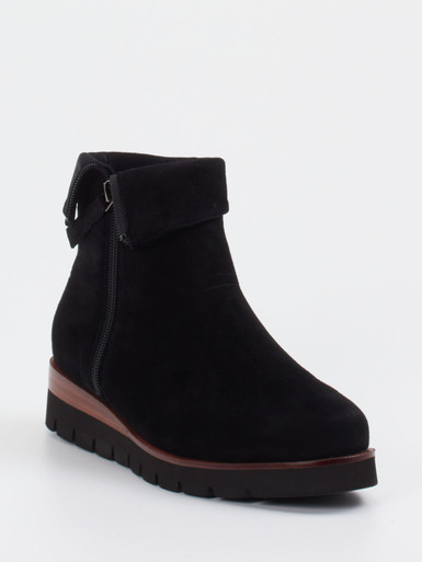 Schnürstiefelette