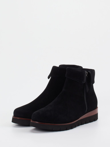 Schnürstiefelette