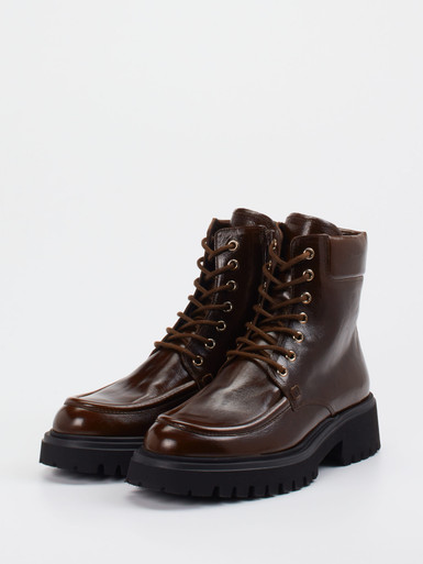 Schnürstiefelette