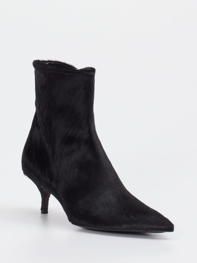 Konstantin Starke – Stiefelette aus Fell schwarz