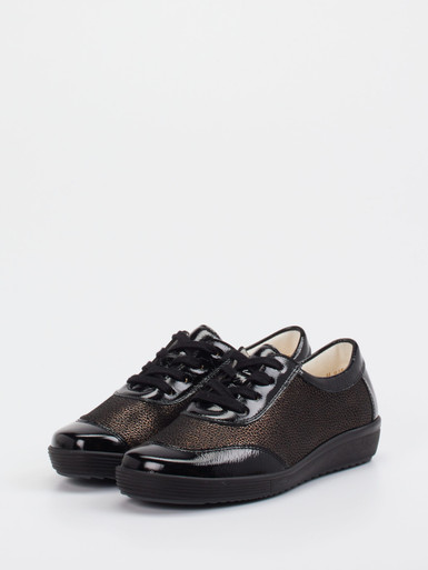Schnürschuh