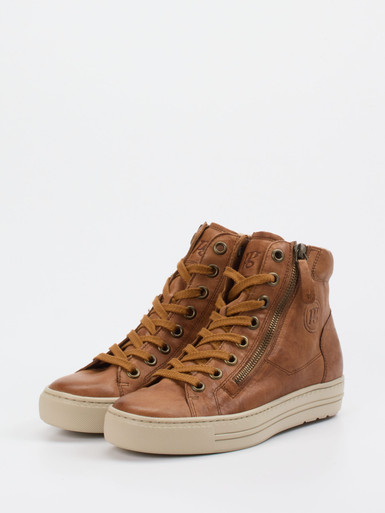 Sneaker High