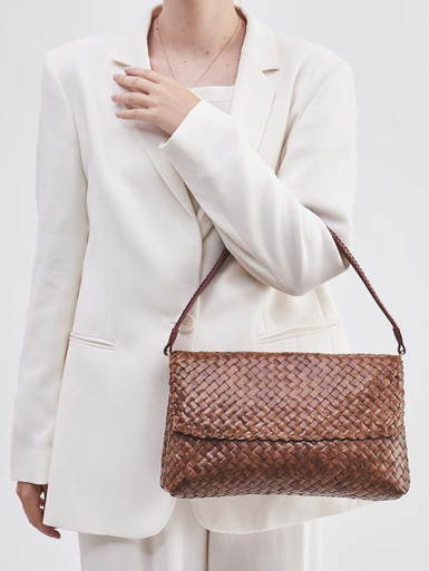 Allan K – Schultertasche aus Flechtleder Braun