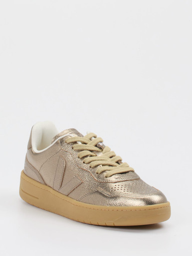 Veja – Low-Top Sneaker aus genarbtem Metallic-Leder