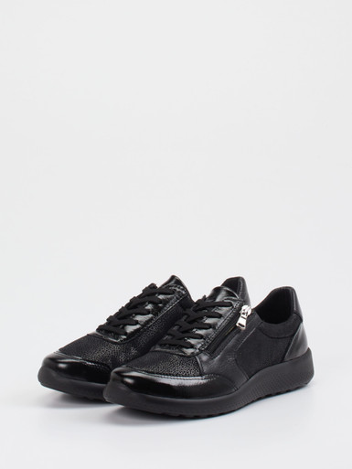 Schnürschuh