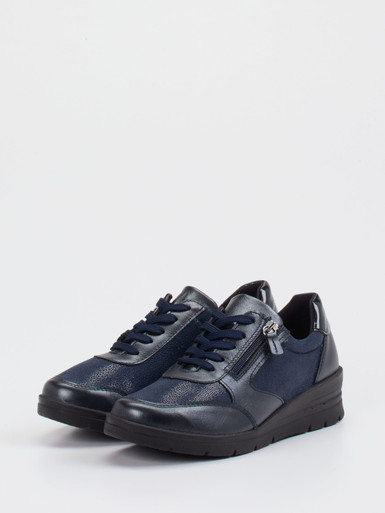 Schnürschuh