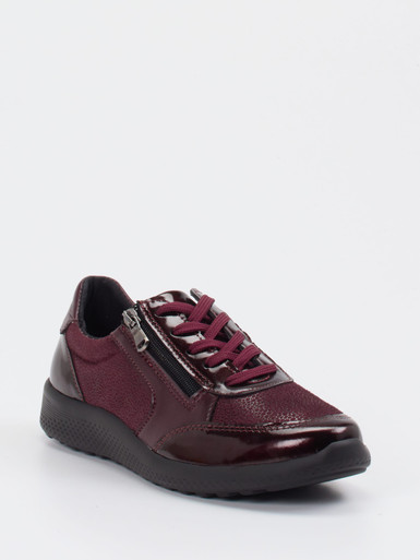 Schnürschuh
