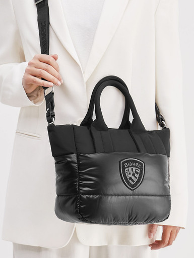 Blauer – Tote Bag aus glänzendem Textil schwarz