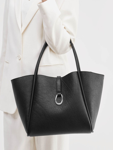 Konstantin Starke – Shopper aus Leder in Schwarz