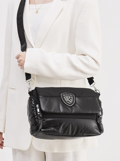 Blauer – Schultertasche aus Textil in Schwarz