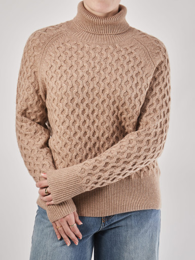 FLONA – Rollkragenpullover aus Strick in Beigebraun