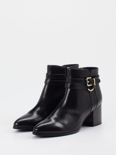 Stiefelette