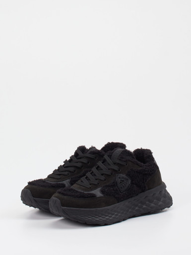 Sneaker