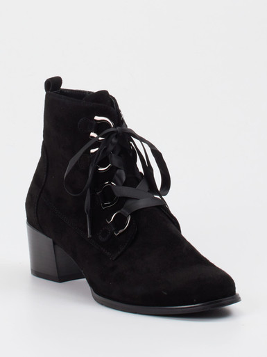 Schnürstiefelette