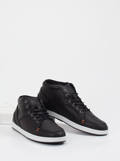 Sneaker high
