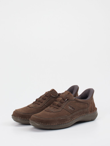 Schnürschuh