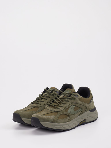 Schnürschuh